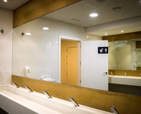 baños y duchas estación de servicio andamur guarroman y andamur la junquera