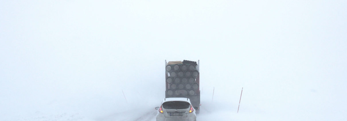 ¿Cómo conducir con seguridad con hielo y nieve?