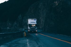 New regulation of driving and rest times for truckers in Spain