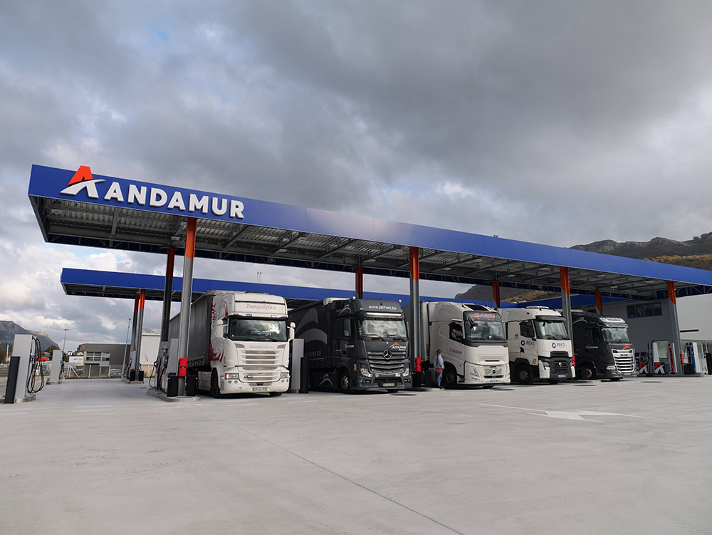 Andamur pone en marcha San Román II y triplica su capacidad de repostaje en Álava