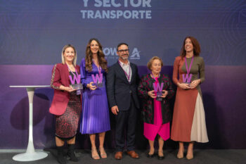 Premios wow women on the way