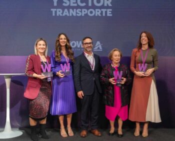 Premios wow women on the way 495x400