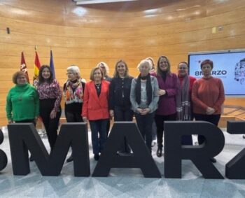 Presentacion galardonadas 8 m region de murcia 495x400